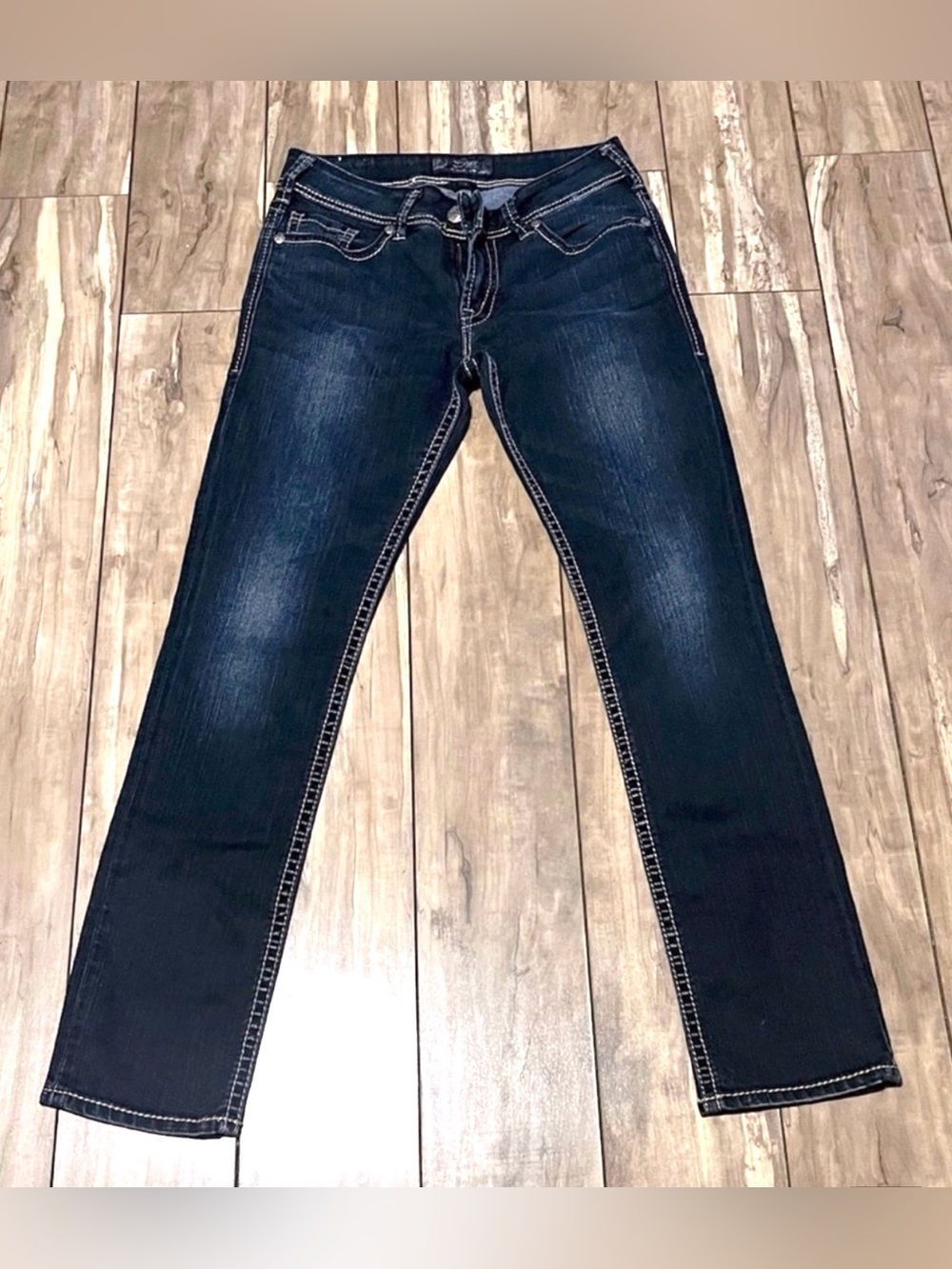 Silver Jeans Skinny Leg Dark Wash Jeans Size 28